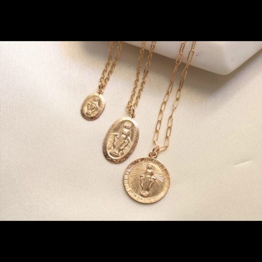 Create your own Blessed Mary Necklace